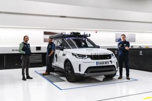 Land Rover Discovery Mobile Malaria Project 2019 года 